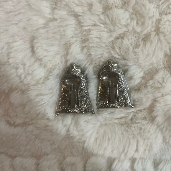 Elegant Silver and  Clip-on White Earrings - Picture 2 of 2